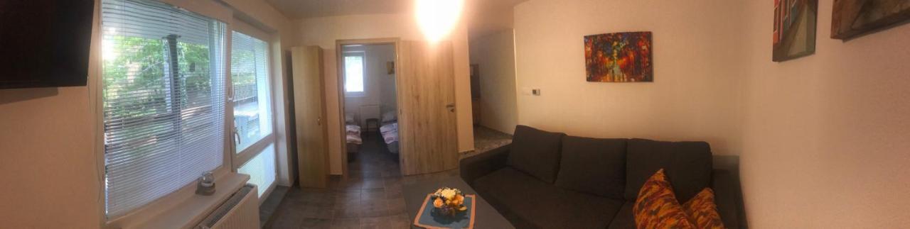 chata Modrá Vinna Kültér fotó